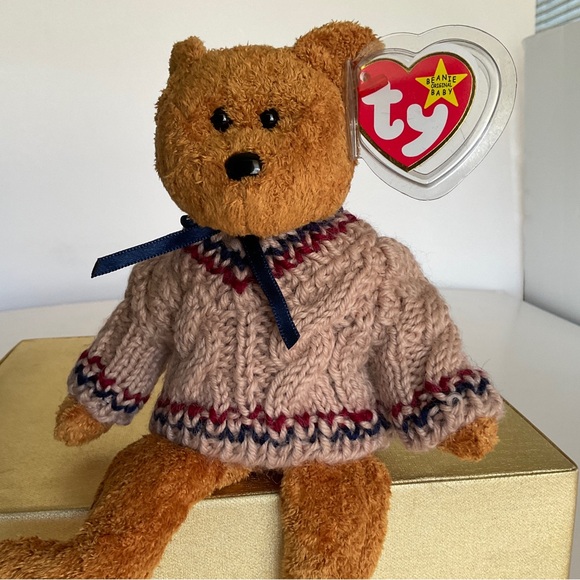 Vintage Ty Beanie Baby “Fuzz” the bear with RARE complete Unipak Golfers outfit - Picture 11 of 12